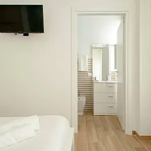 https://my-home-gorgona.it-tuscanyhotel.com